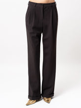 Load image into Gallery viewer, JERSEY PLEATED TROUSERS, Brown
