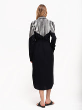 Load image into Gallery viewer, STRIPE SHIRT DRESS, Black
