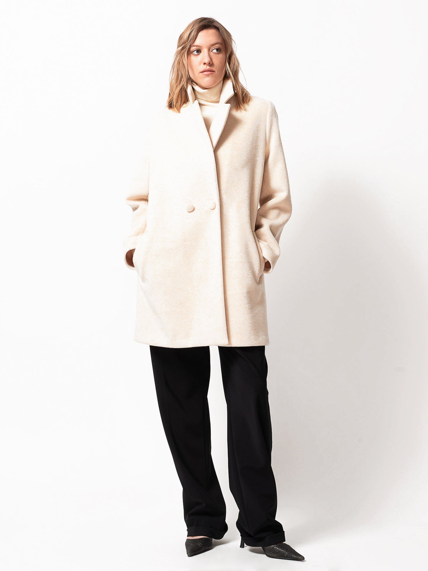 COAT, White
